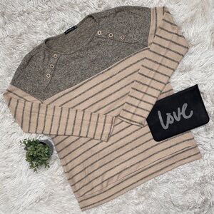 Staccato Striped Hacci Sweater 💗 Beige & Gray